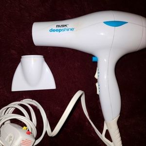 Rusk deep shine professional blowdryer for stylists